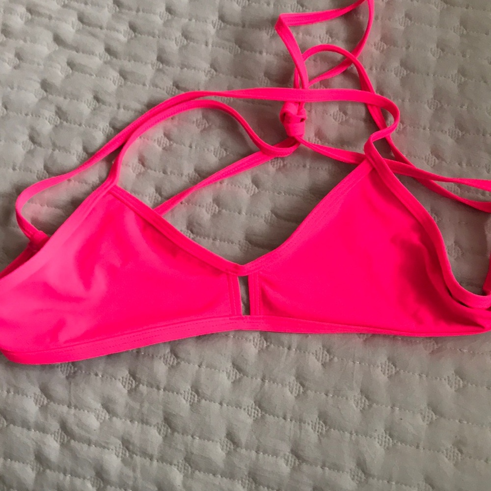 Jolyn top